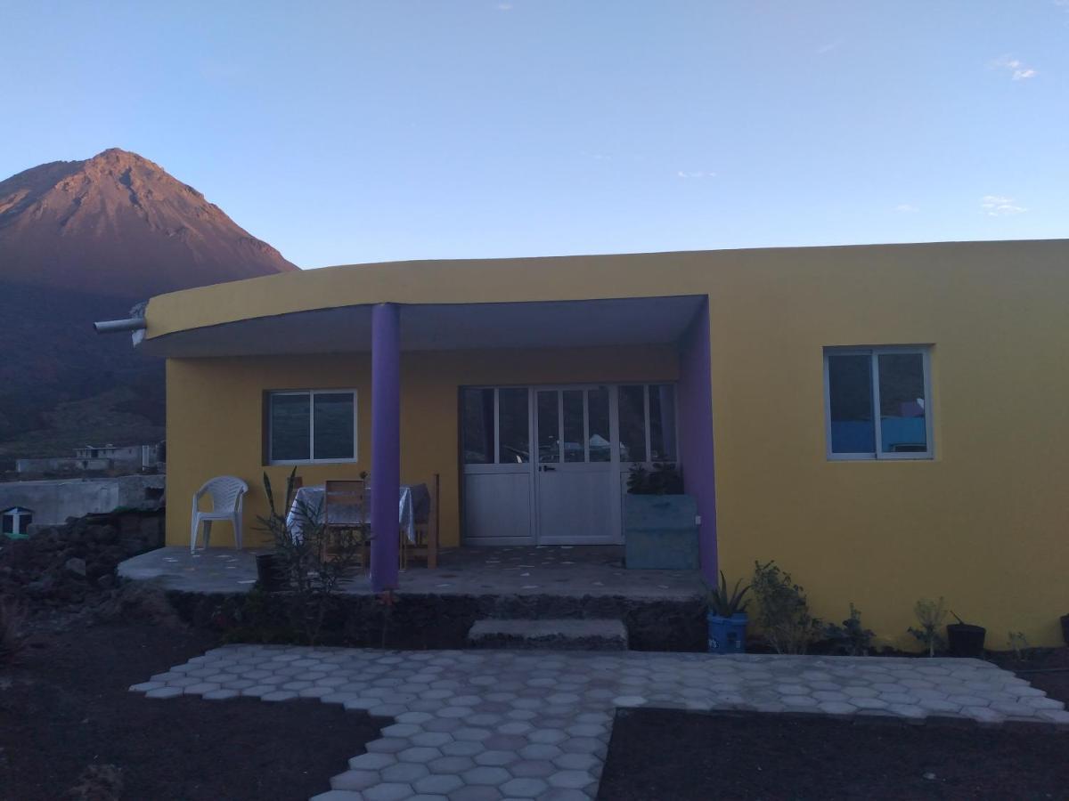 Ciza E Rose Bed and Breakfast Portela Εξωτερικό φωτογραφία